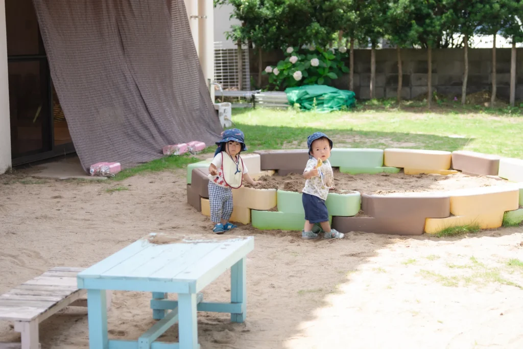 屋外遊び