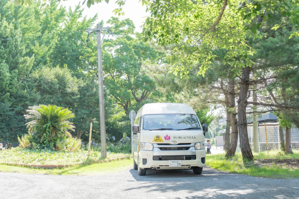 通園バス