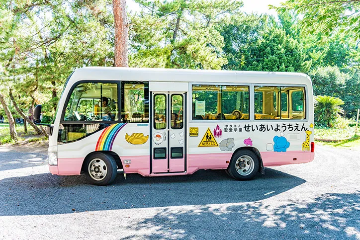 通園バス側面